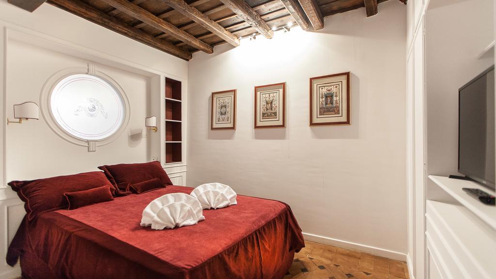 In - Scala Roma