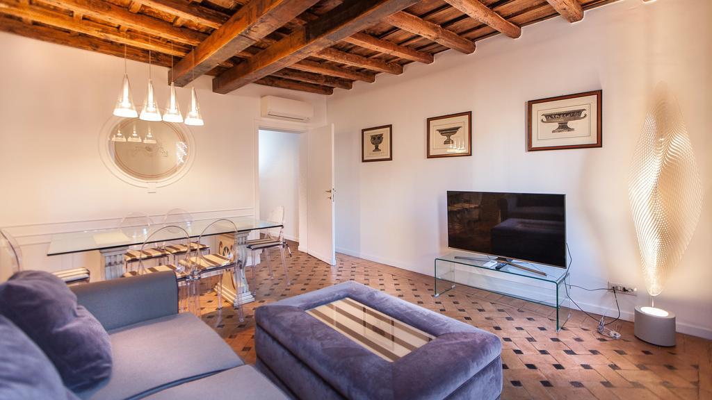 In - Scala Apartamento Roma